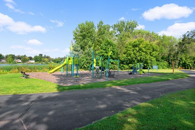 4533 Welcome Avenue N, Crystal, MN 55422