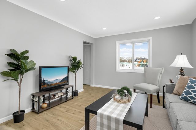 4533 Welcome Avenue N, Crystal, MN 55422