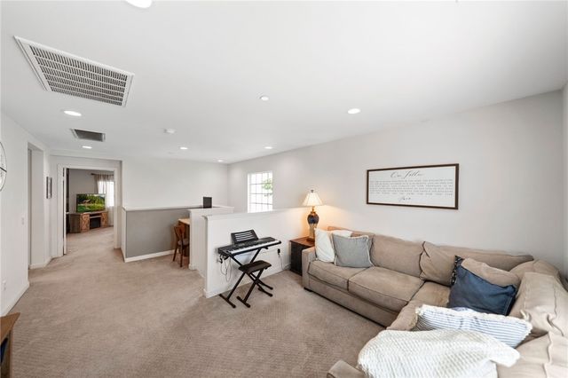 24212 Bay Laurel Avenue, Murrieta, CA 92562