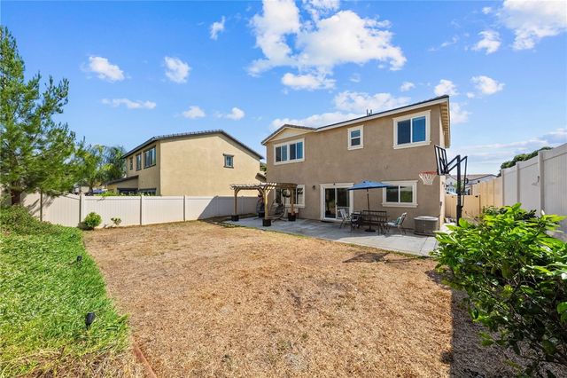 24212 Bay Laurel Avenue, Murrieta, CA 92562