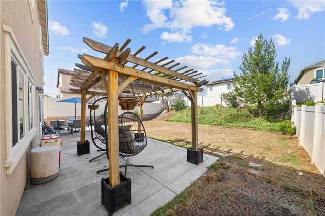 24212 Bay Laurel Avenue, Murrieta, CA 92562