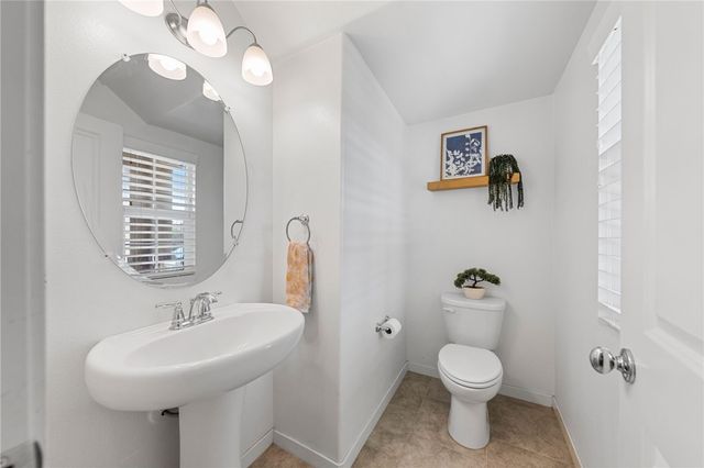 24212 Bay Laurel Avenue, Murrieta, CA 92562
