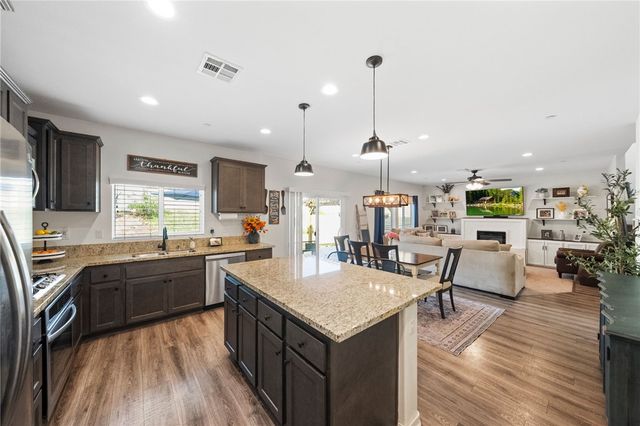 24212 Bay Laurel Avenue, Murrieta, CA 92562
