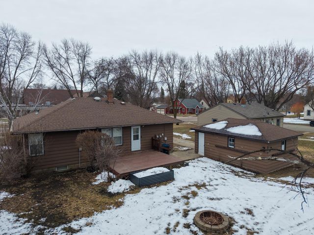 707 W Alcott Avenue, Fergus Falls, MN 56537