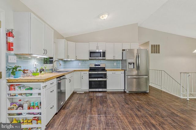 5030 SUNNYHILLS DR, Sunderland, MD 20689
