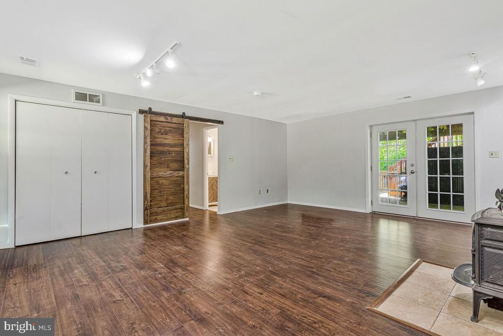 Image 14 of property listing at 5030 SUNNYHILLS DR, Sunderland, MD 20689