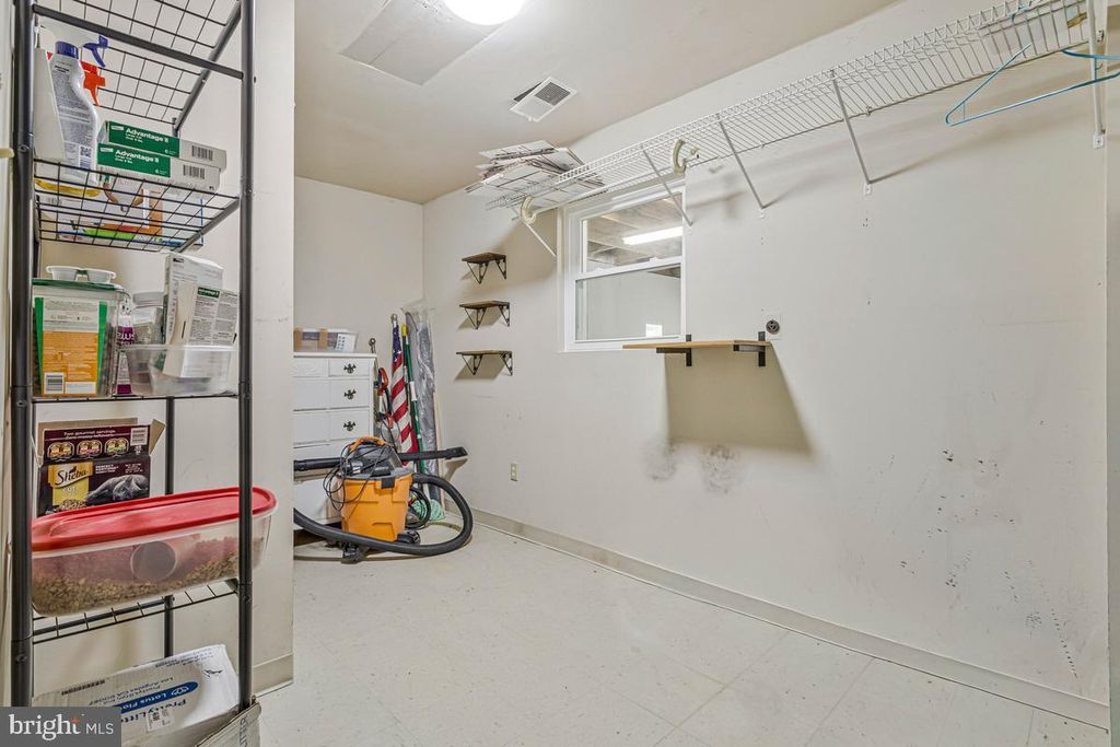 Image 30 of property listing at 5030 SUNNYHILLS DR, Sunderland, MD 20689