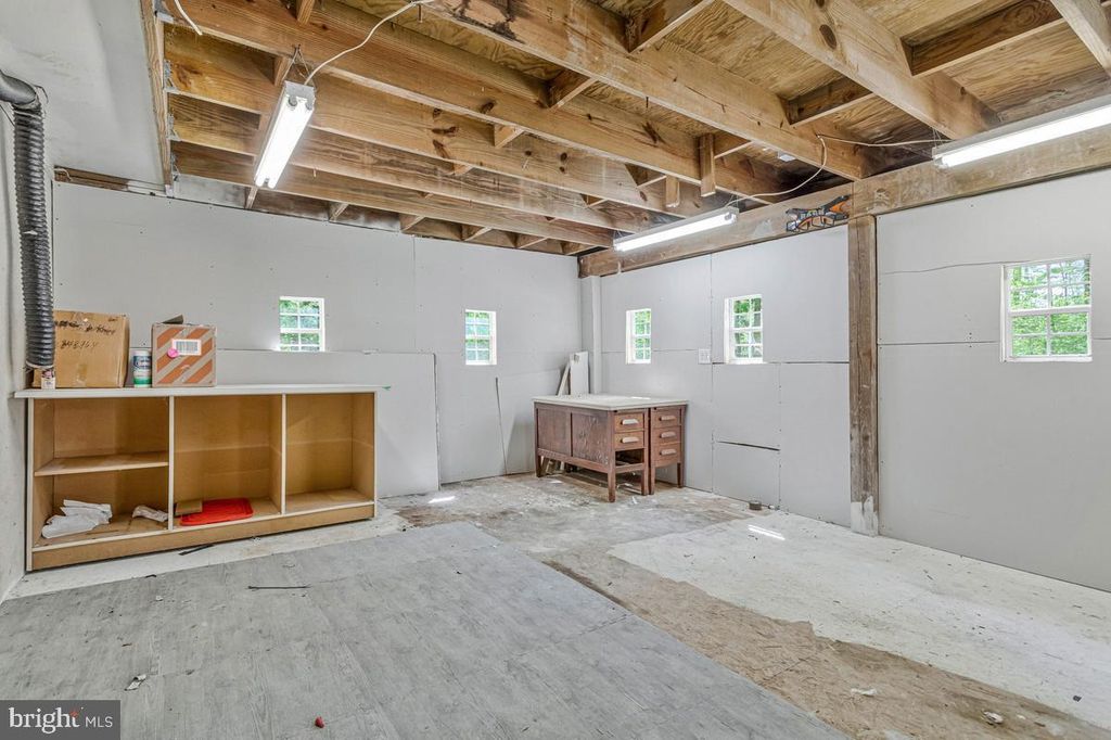 Image 31 of property listing at 5030 SUNNYHILLS DR, Sunderland, MD 20689