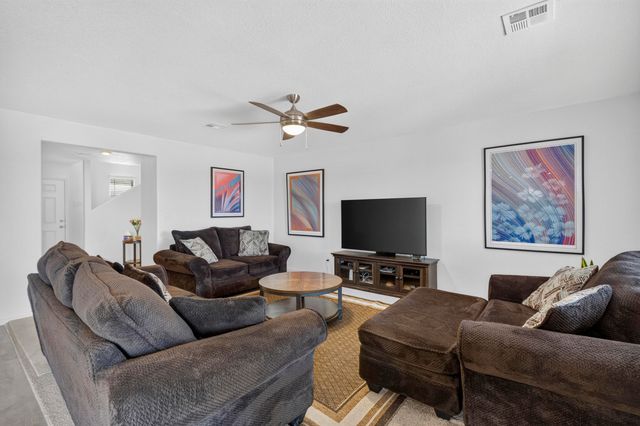 2304 Isabella Lane, Belen, NM 87002