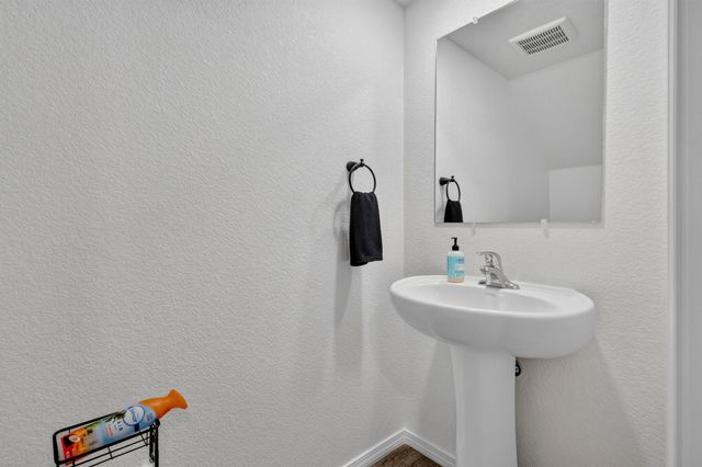 2304 Isabella Lane, Belen, NM 87002