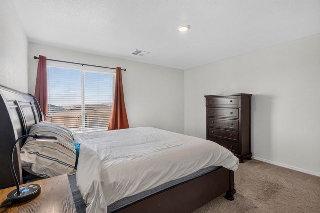 2304 Isabella Lane, Belen, NM 87002