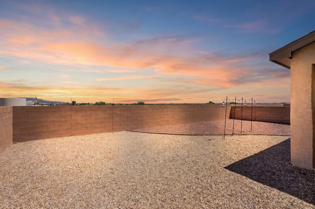 2304 Isabella Lane, Belen, NM 87002