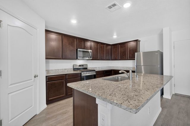 2304 Isabella Lane, Belen, NM 87002