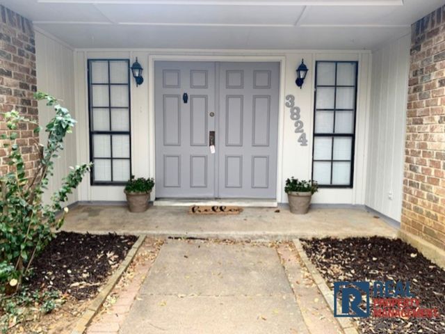 3824 Hackberry Lane, Bedford, TX 76021