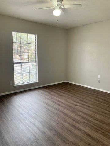 3824 Hackberry Lane, Bedford, TX 76021