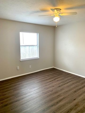 3824 Hackberry Lane, Bedford, TX 76021