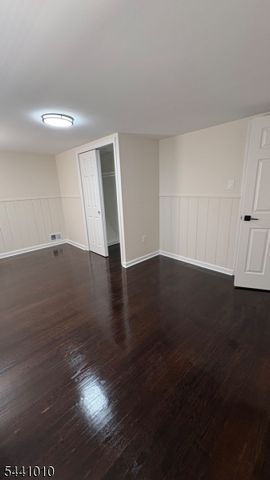 1019 W Henry St, Linden City, NJ 07036