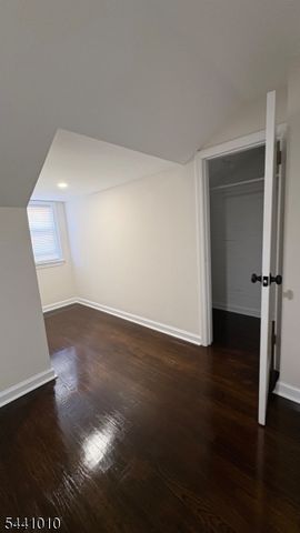 1019 W Henry St, Linden City, NJ 07036