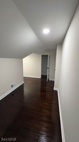1019 W Henry St, Linden City, NJ 07036