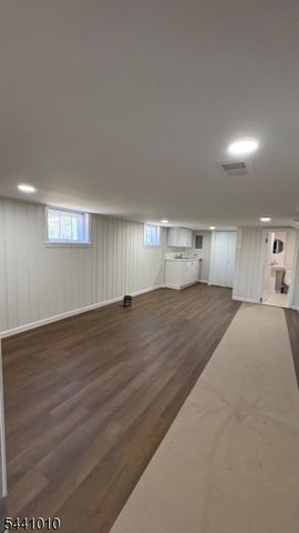 1019 W Henry St, Linden City, NJ 07036