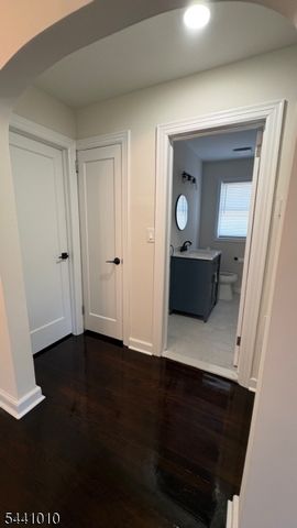 1019 W Henry St, Linden City, NJ 07036