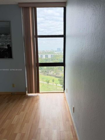 20379 W Country Club Dr 1433, Aventura, FL 33180