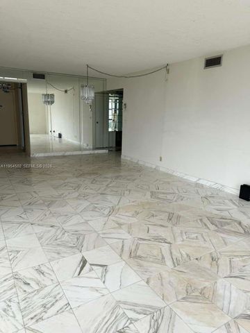 20379 W Country Club Dr 1433, Aventura, FL 33180