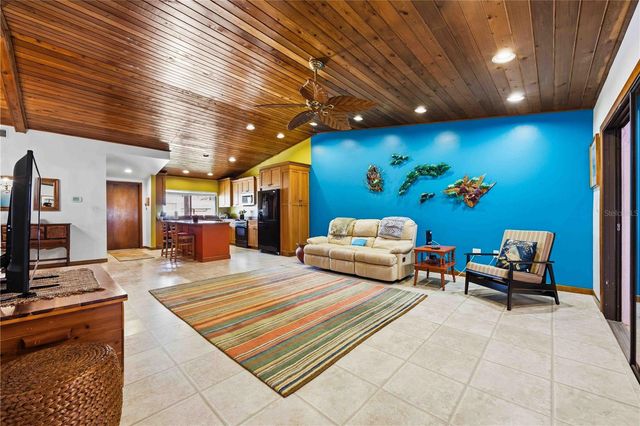6204 COUNTRY CLUB DRIVE F24, Lake Wales, FL 33898