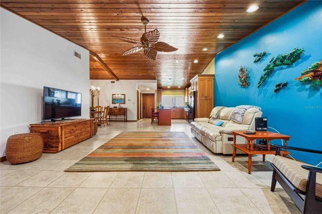 6204 COUNTRY CLUB DRIVE F24, Lake Wales, FL 33898
