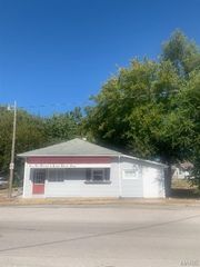 100-104 Market Street, Brighton, IL 62012