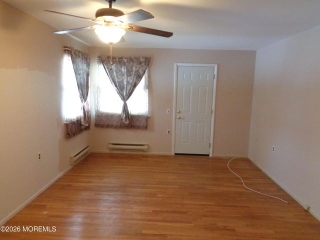 608 B Willow Lane, Whiting, NJ 08759