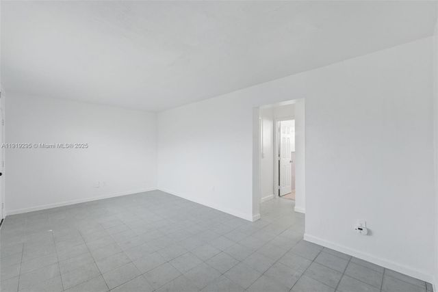 126 SW 18th Ave 10, Miami, FL 33135