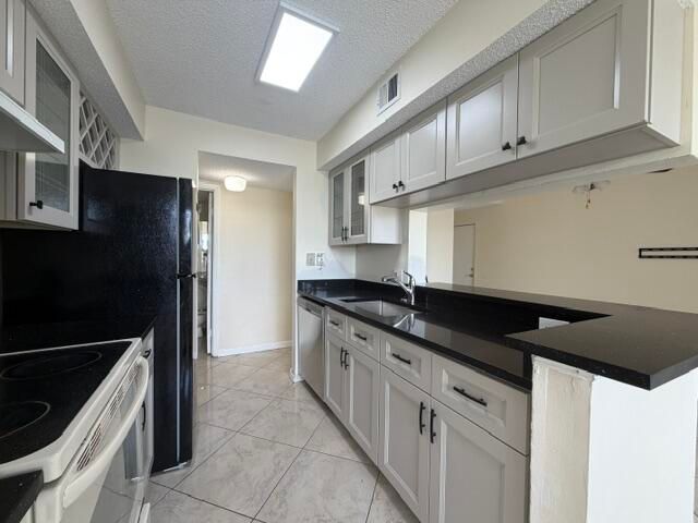 5672 Rock Island Road 266, Tamarac, FL 33319