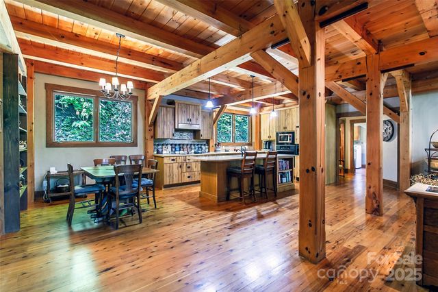 58 Great Aspen Way, Black Mountain, NC 28711