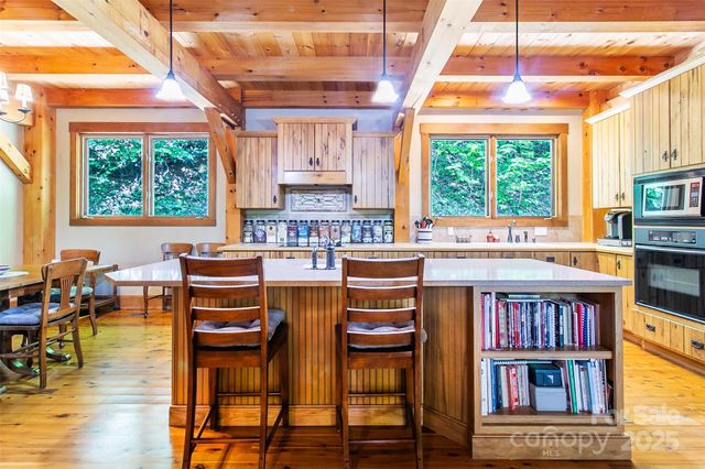 58 Great Aspen Way, Black Mountain, NC 28711