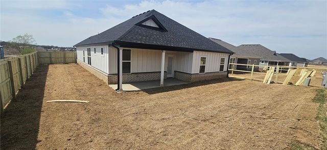 526 S Calico, Fayetteville, AR 72704