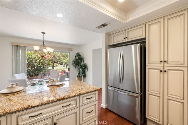 18 Meadowood, Aliso Viejo, CA 92656