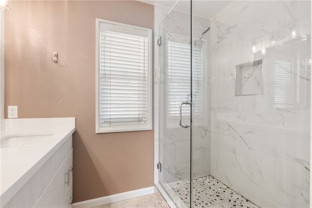 18 Meadowood, Aliso Viejo, CA 92656