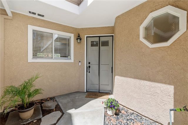 18 Meadowood, Aliso Viejo, CA 92656