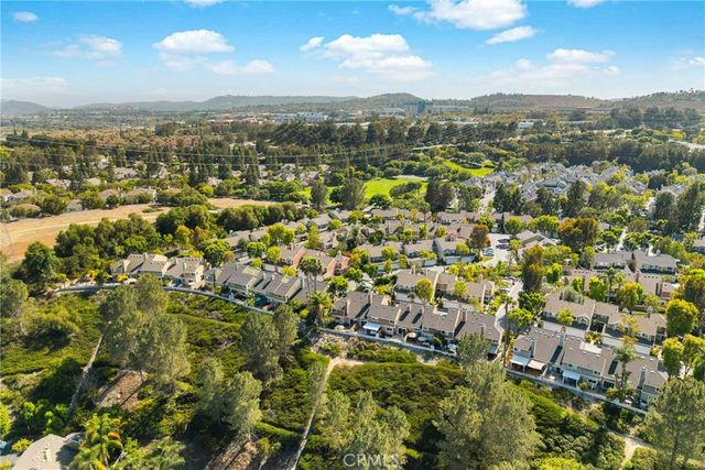 18 Meadowood, Aliso Viejo, CA 92656