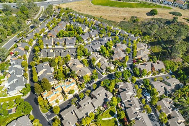 18 Meadowood, Aliso Viejo, CA 92656