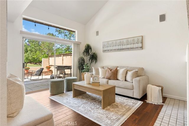 18 Meadowood, Aliso Viejo, CA 92656