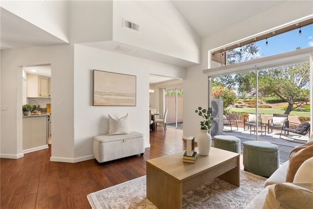 18 Meadowood, Aliso Viejo, CA 92656