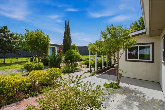 2543 County Road 332, Mckinney, TX 75071