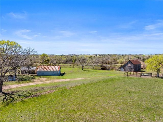 5079 Skull Creek Road, Fayetteville, TX 78940