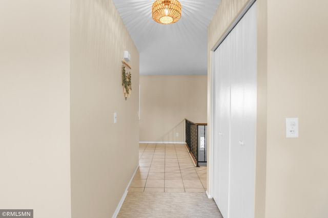 8781 Ironwood Avenue S, Cottage Grove, MN 55016