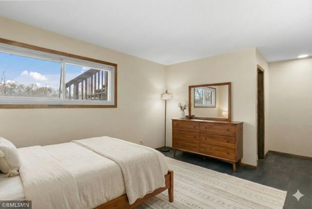 8781 Ironwood Avenue S, Cottage Grove, MN 55016