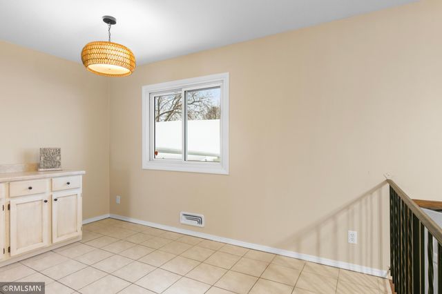 8781 Ironwood Avenue S, Cottage Grove, MN 55016