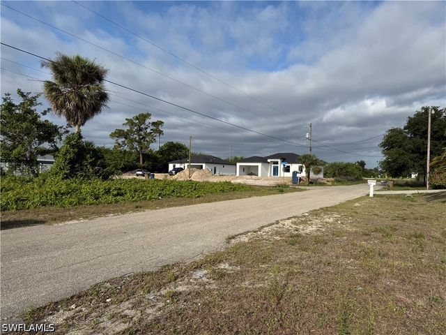 3312 2nd ST W, Lehigh Acres, FL 33971
