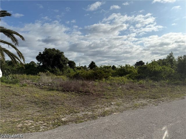 3312 2nd ST W, Lehigh Acres, FL 33971